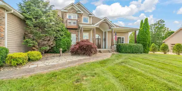 Image 4: 3-web-or-mls-205 Melea Lane-80