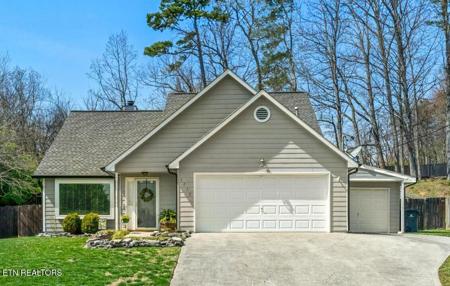 3238 Kingsmore Drive