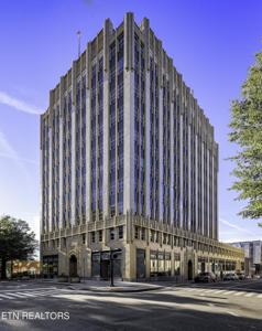 603 W Main St
