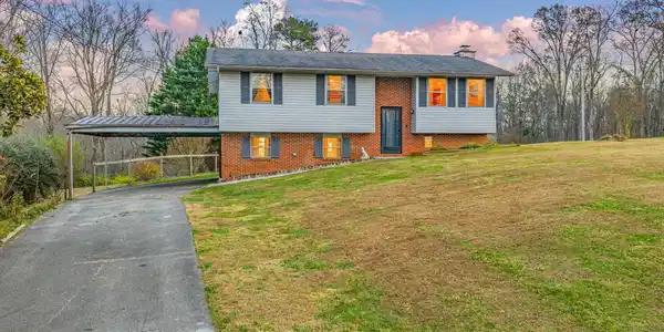 3640 Clover Hill Mill Rd