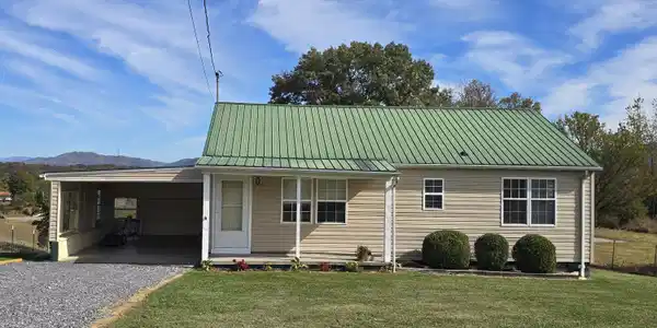 1208 Lewis Rd