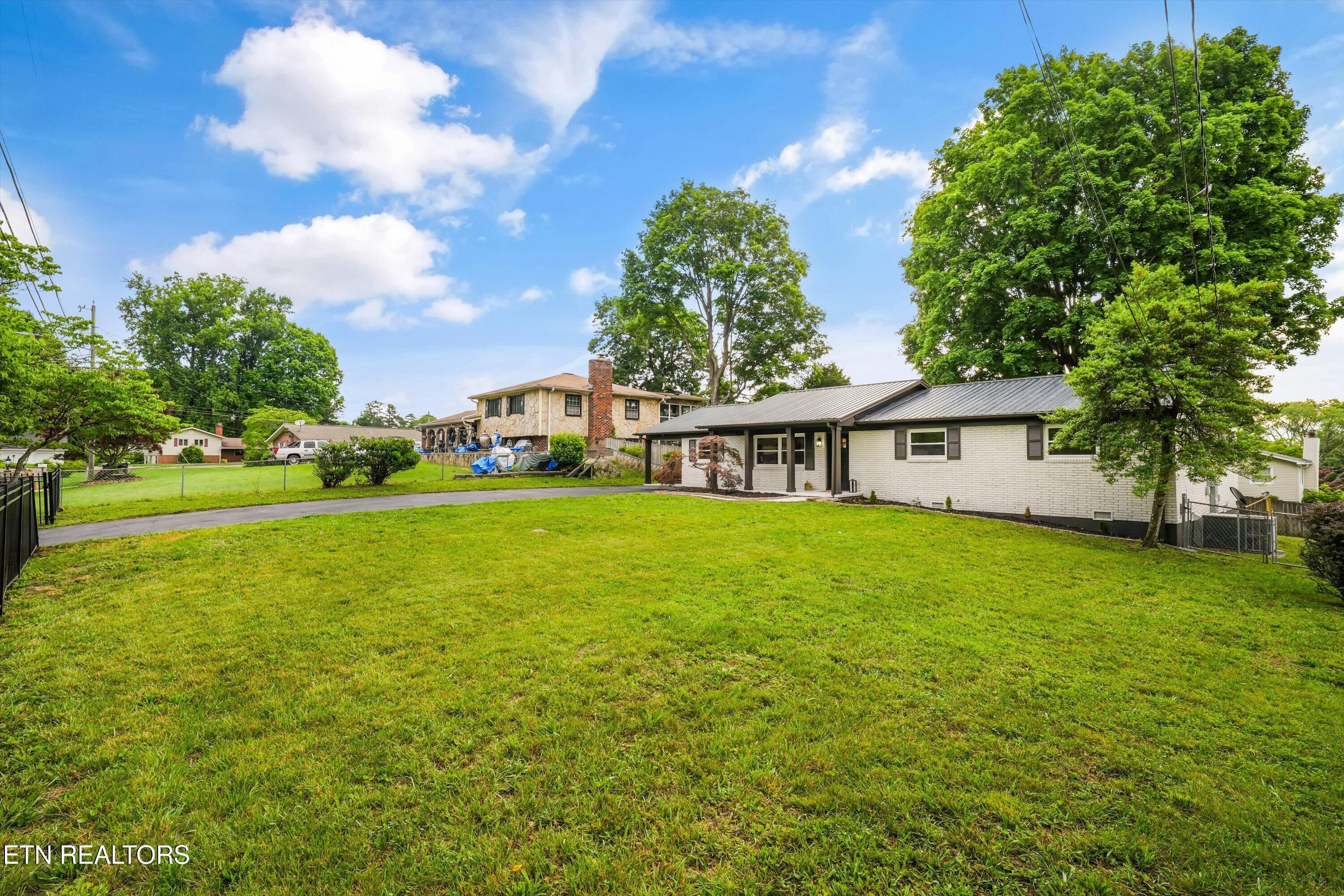 Image 3: 03-3420 Burwood Rd NW 34
