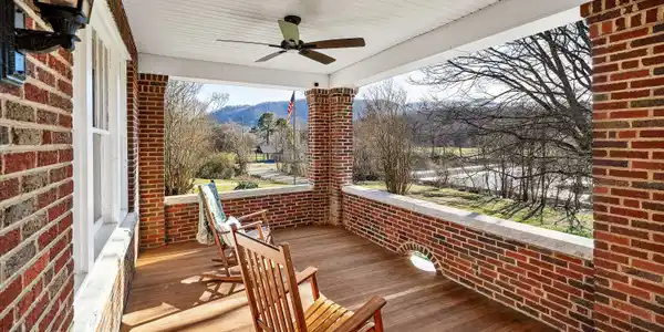 4537 Old Walland Hwy