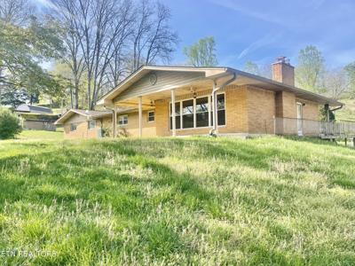 980 Blue Top Rd