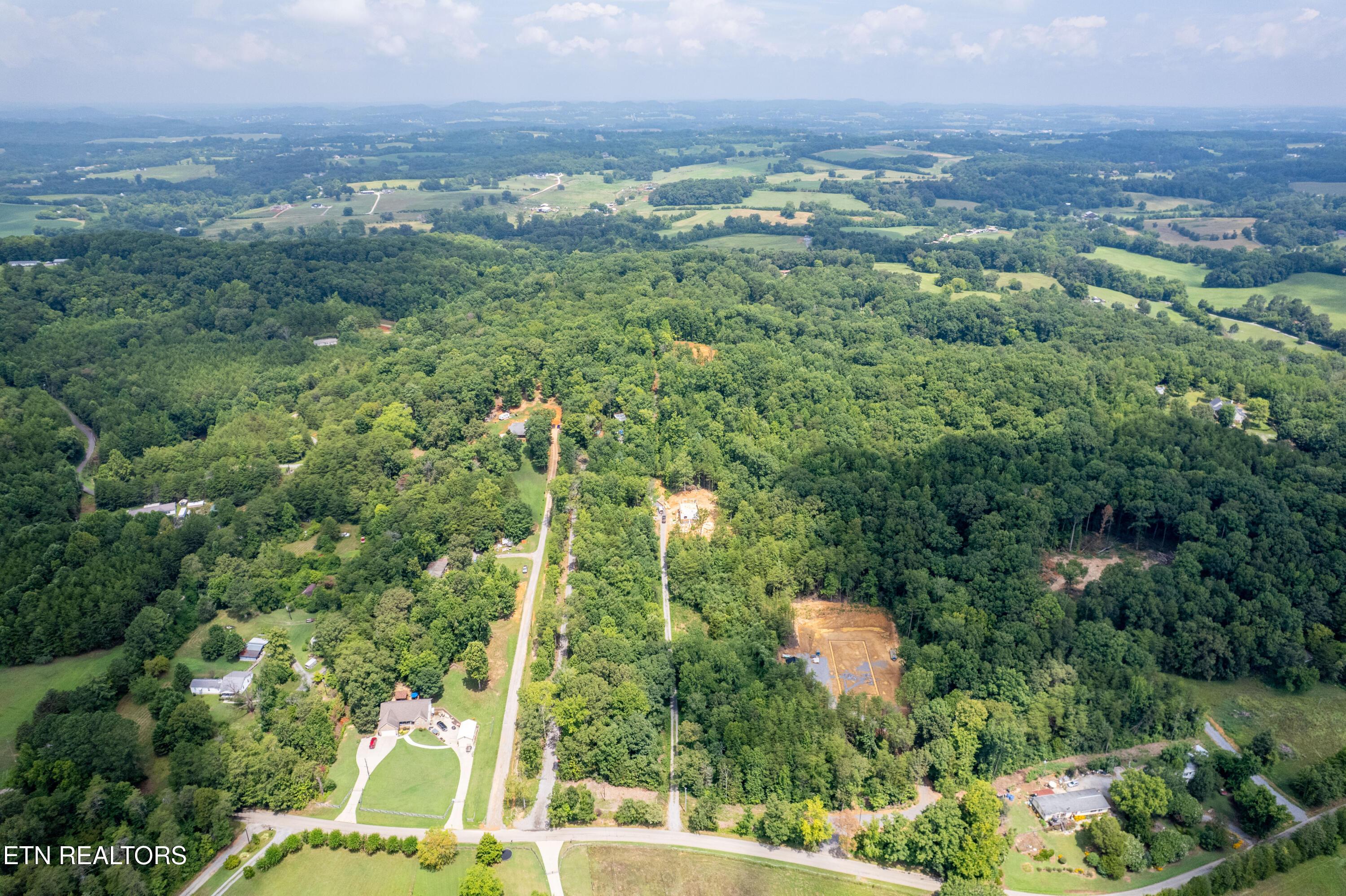 Image 3: 7647TomotleyRd-10