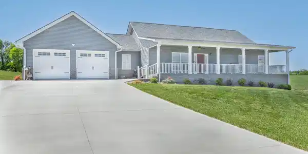 Image 4: Front of Home