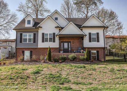 117 Crossroads Blvd