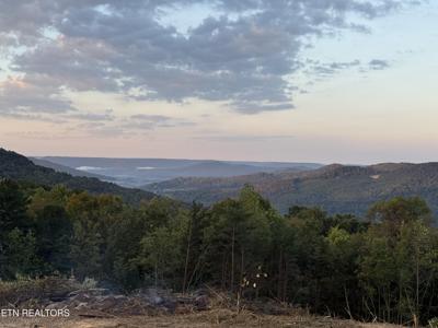 N North  York Hwy Hwy