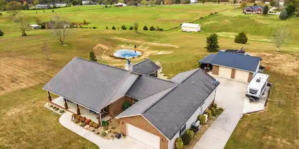 2439 Gentlemens Way