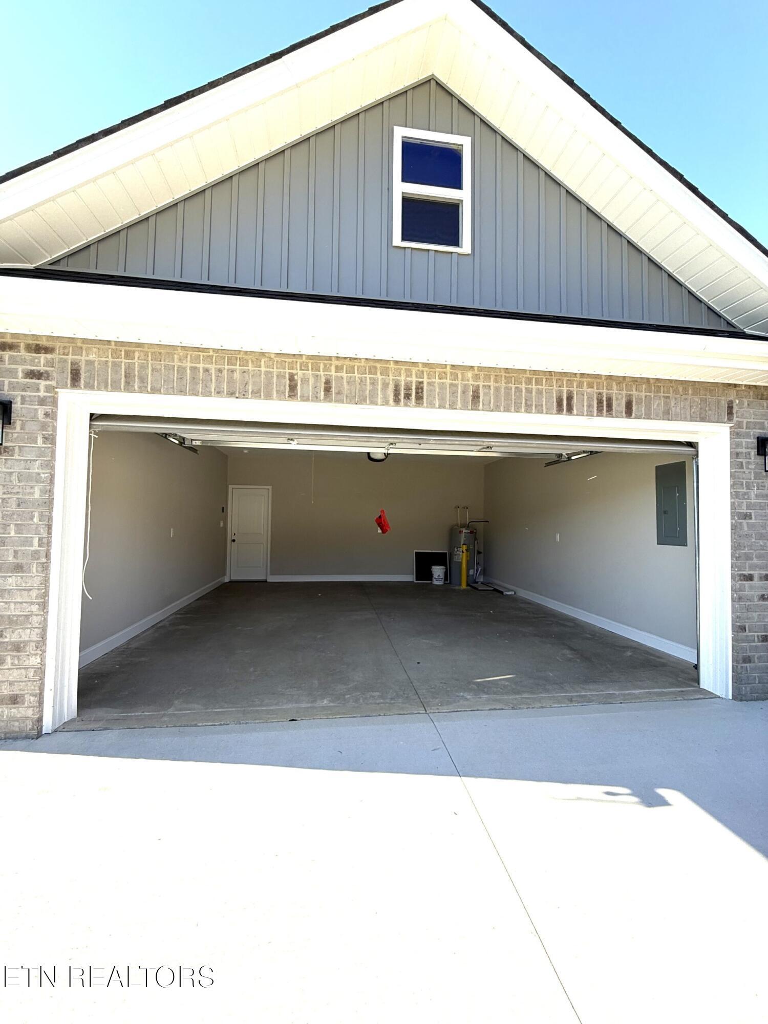 Image 4: thumbnail_IMG_2311