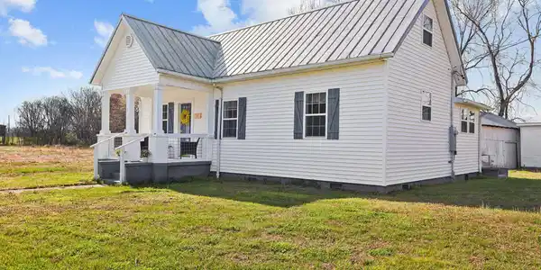 204 Enon Church Rd