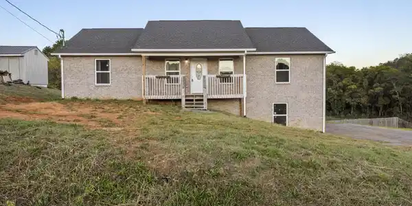 802 Forgety Rd
