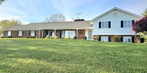 245 Eva Turner Drive