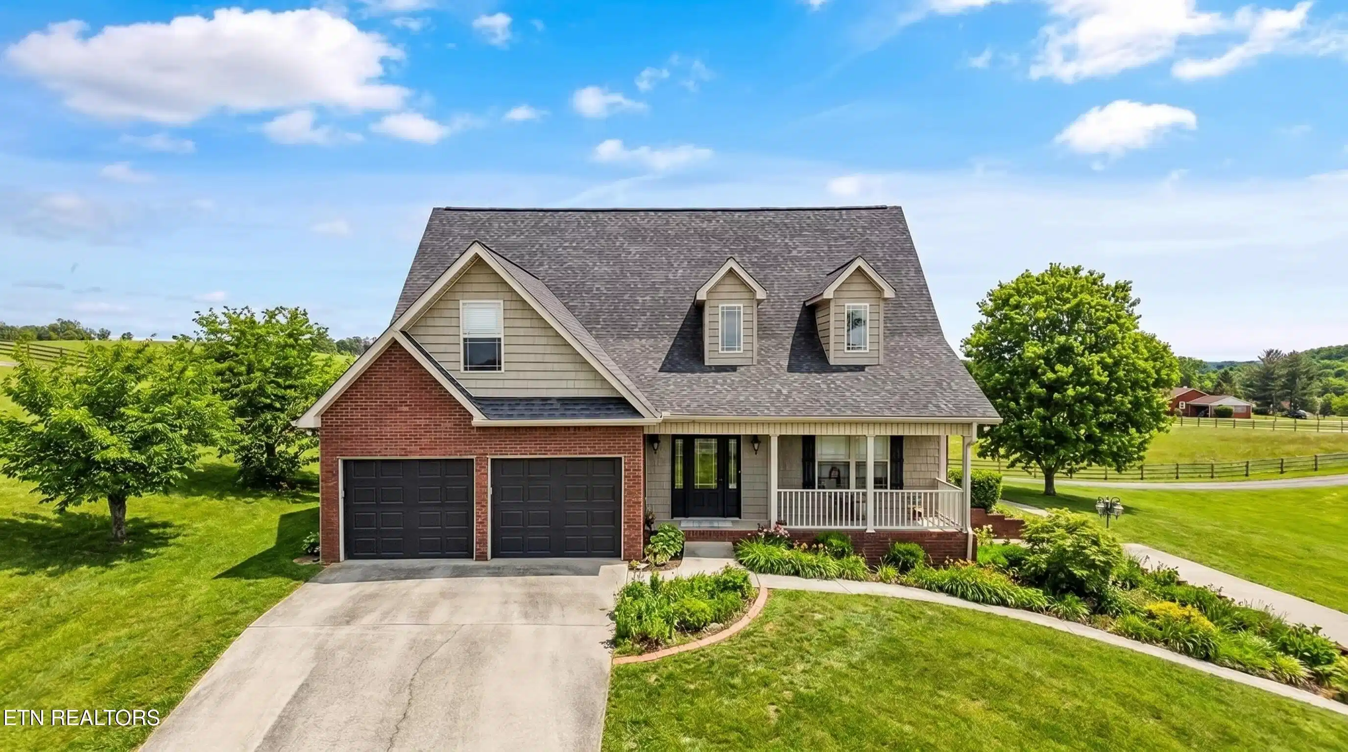 Image 1: 1484 Windfield Drive