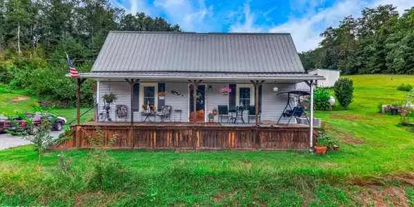Image 3: 001-1332BaysingerRoad-Newport-TN-37821-F