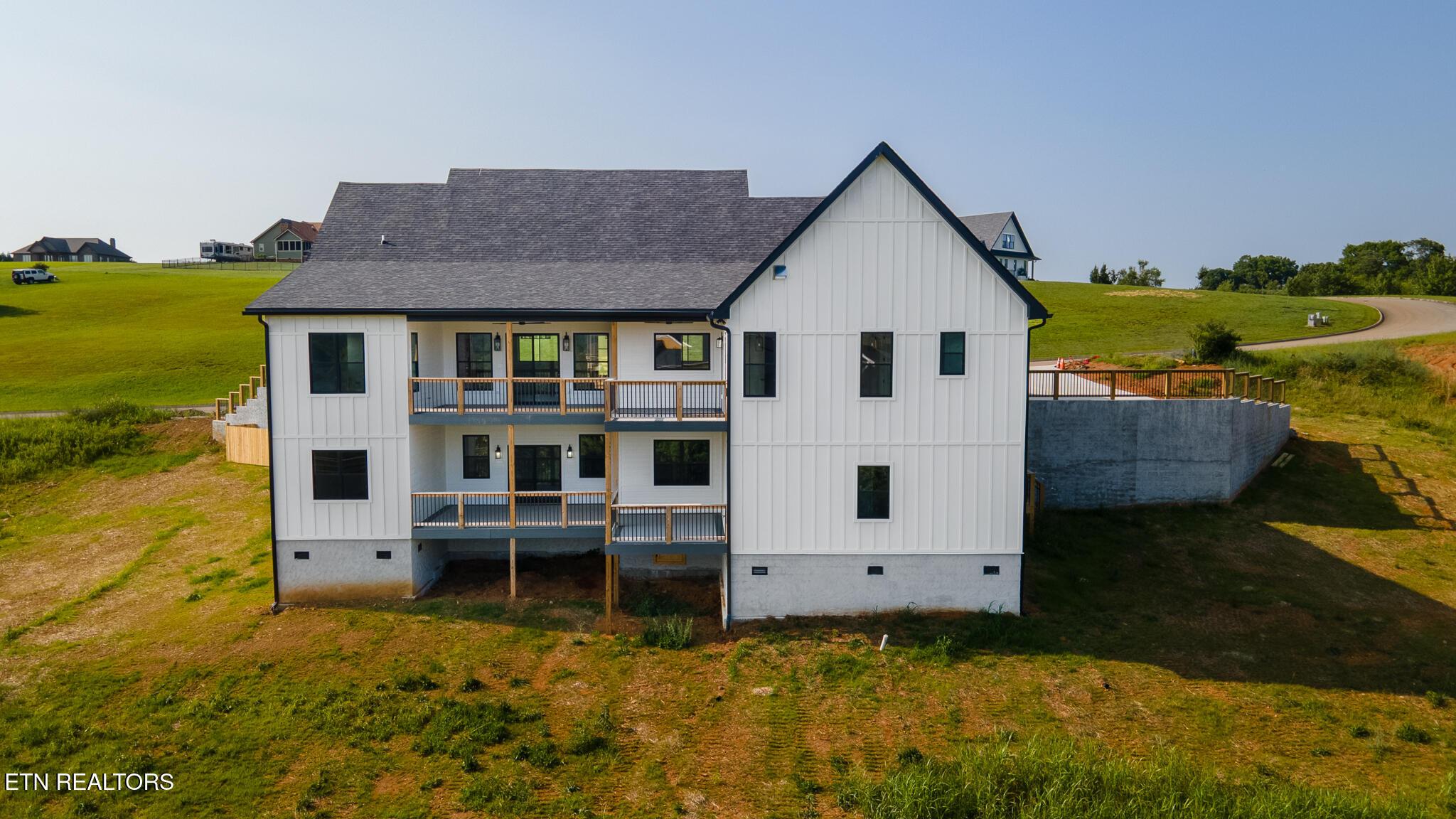 Image 4: 206 Eagle View Drive - Dandridge-10