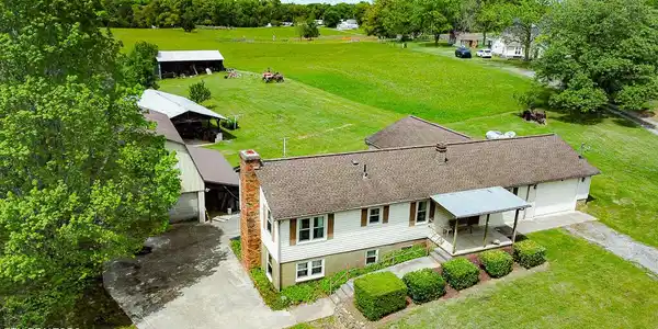 3315 Pineview Rd