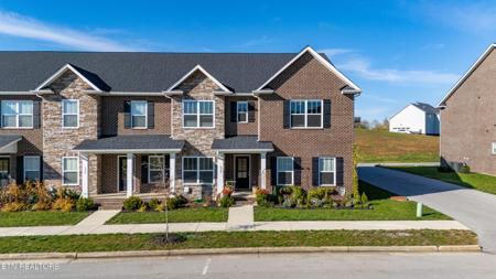 334 Broadberry Ave