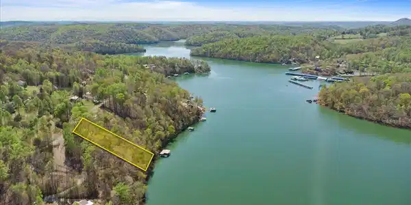 Image 2: 02-Hiwassee