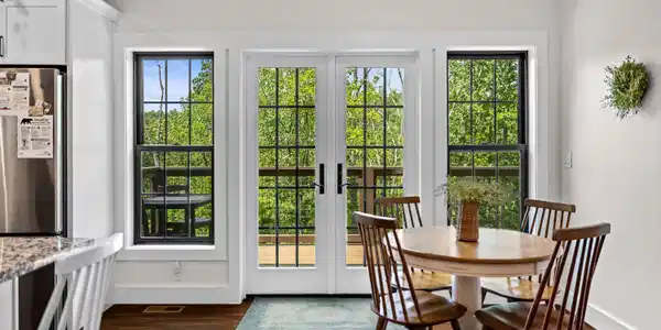 Image 3: Dining Room