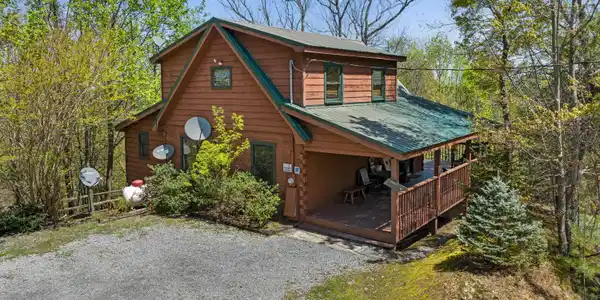 Image 2: 2 bedroom 2 bath