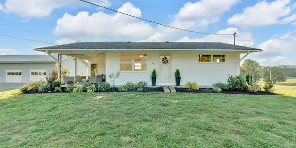 40 Spring Lane Lane
