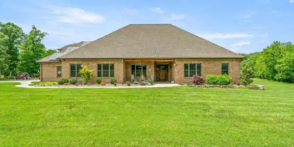 1139 Calderwood Hwy