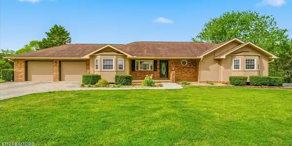 209 LaVista Drive