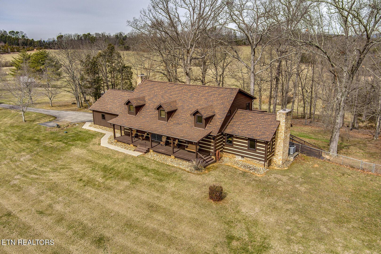 Image 3: 03_FainCemeteryRoad_1902_FrontRightEleva