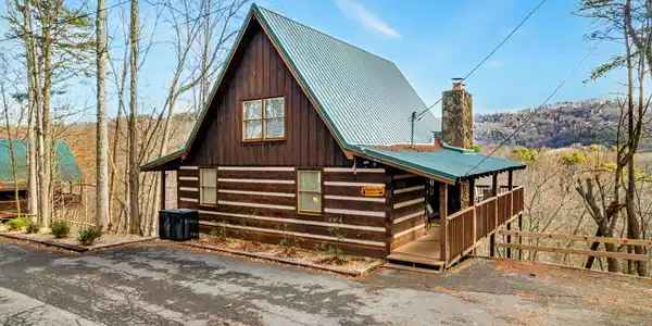 1110 Ski View Lane
