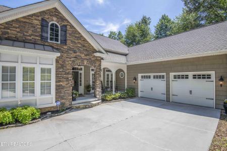 620 Bluff View Rd