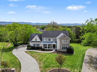 1323 Stonehenge Drive