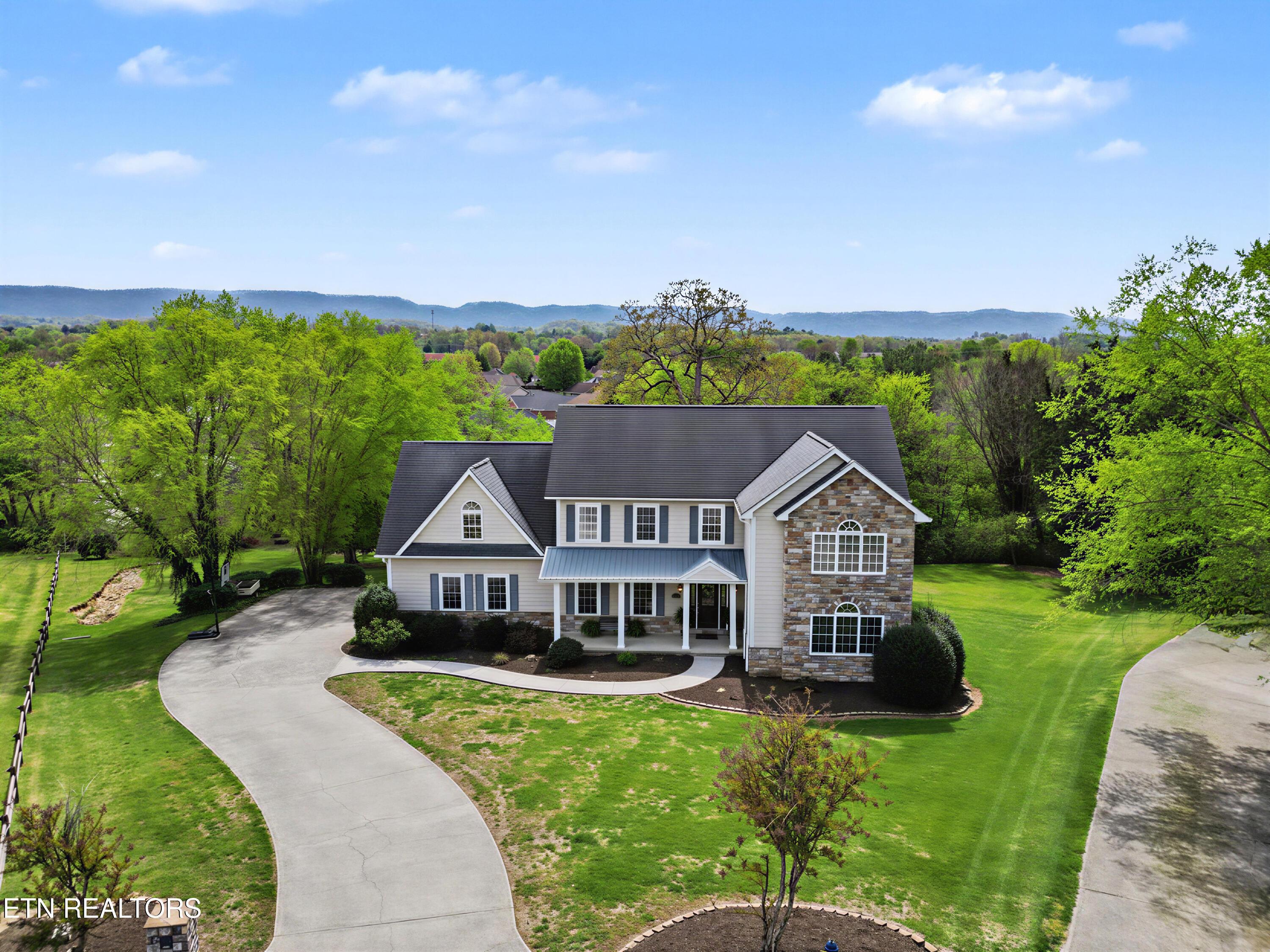 Image 1: 1323 Stonehenge Drive