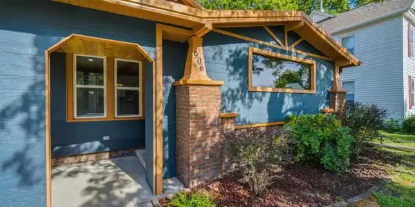 Image 4: 4-web-or-mls-906-Pennsylvania-Ave-Etowah