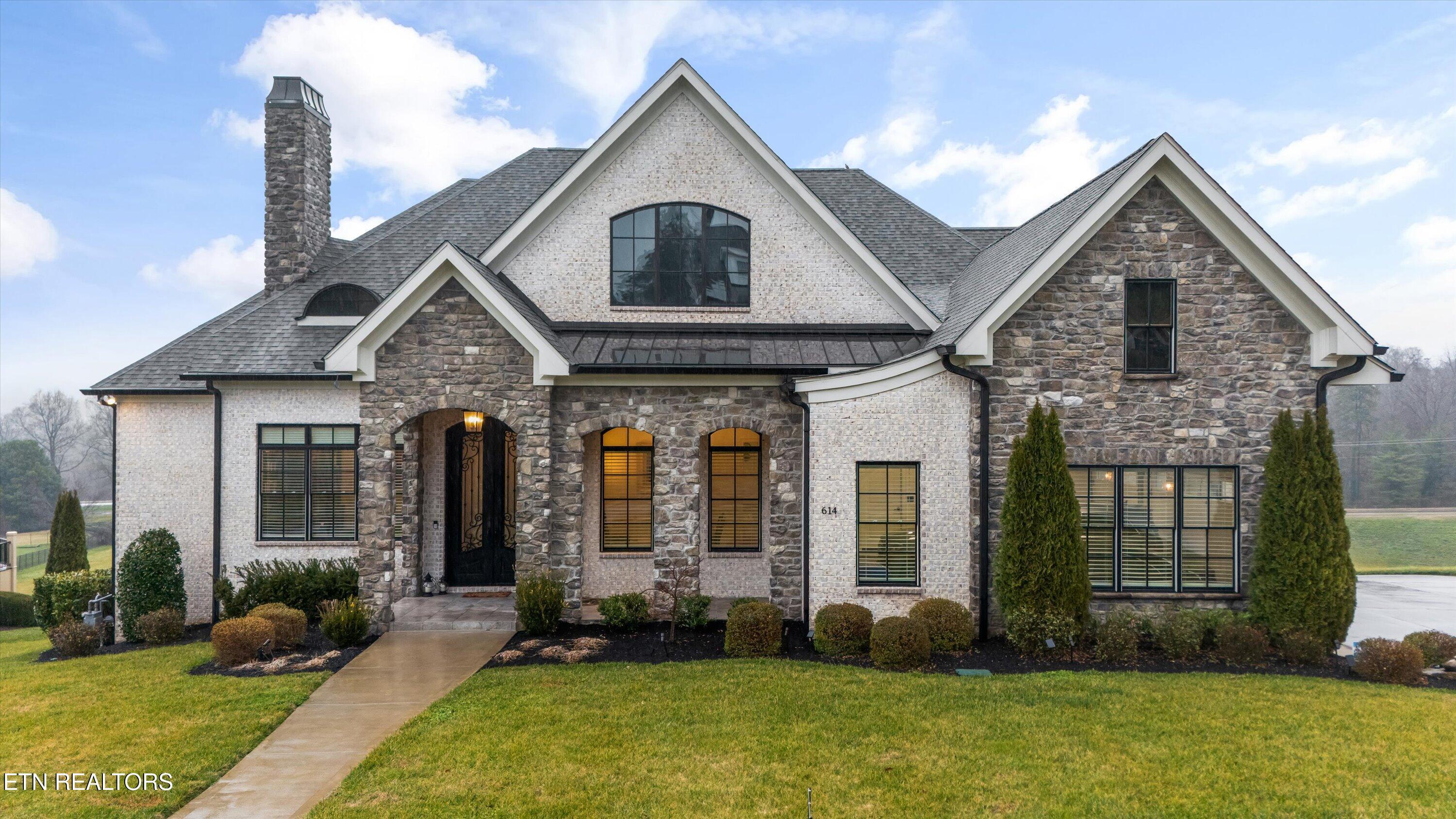 Image 2: 02-614 Barnsley Rd 01