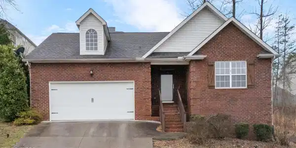 3873 HighView Lane