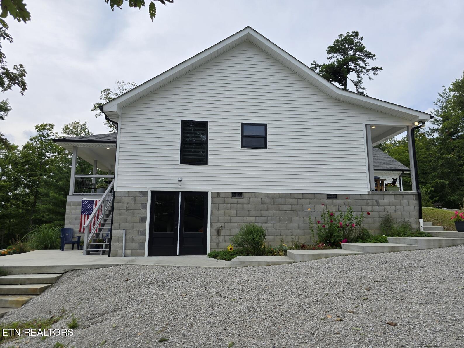 Image 4: 14