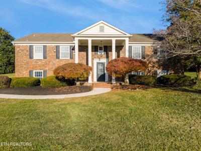 204 SW Whittington Drive