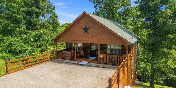 440 Oak Sky Way