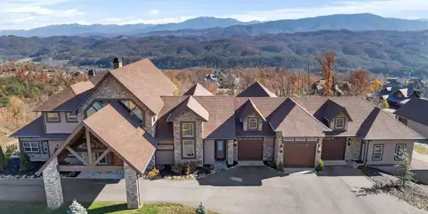 3035 Smoky Bluff Tr