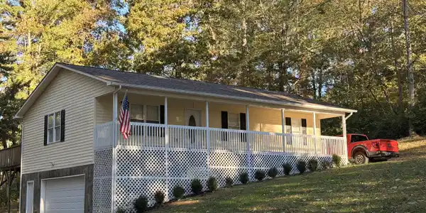 209 Summit Drive