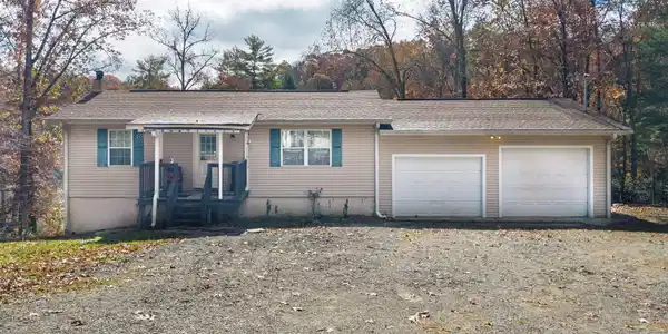 61 Old Stagecoach Rd