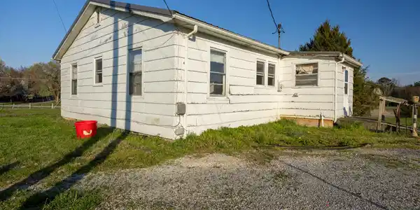Image 3: 762 Old Tellico Hwy_004