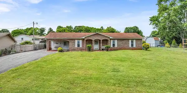 1000 Grandview Drive