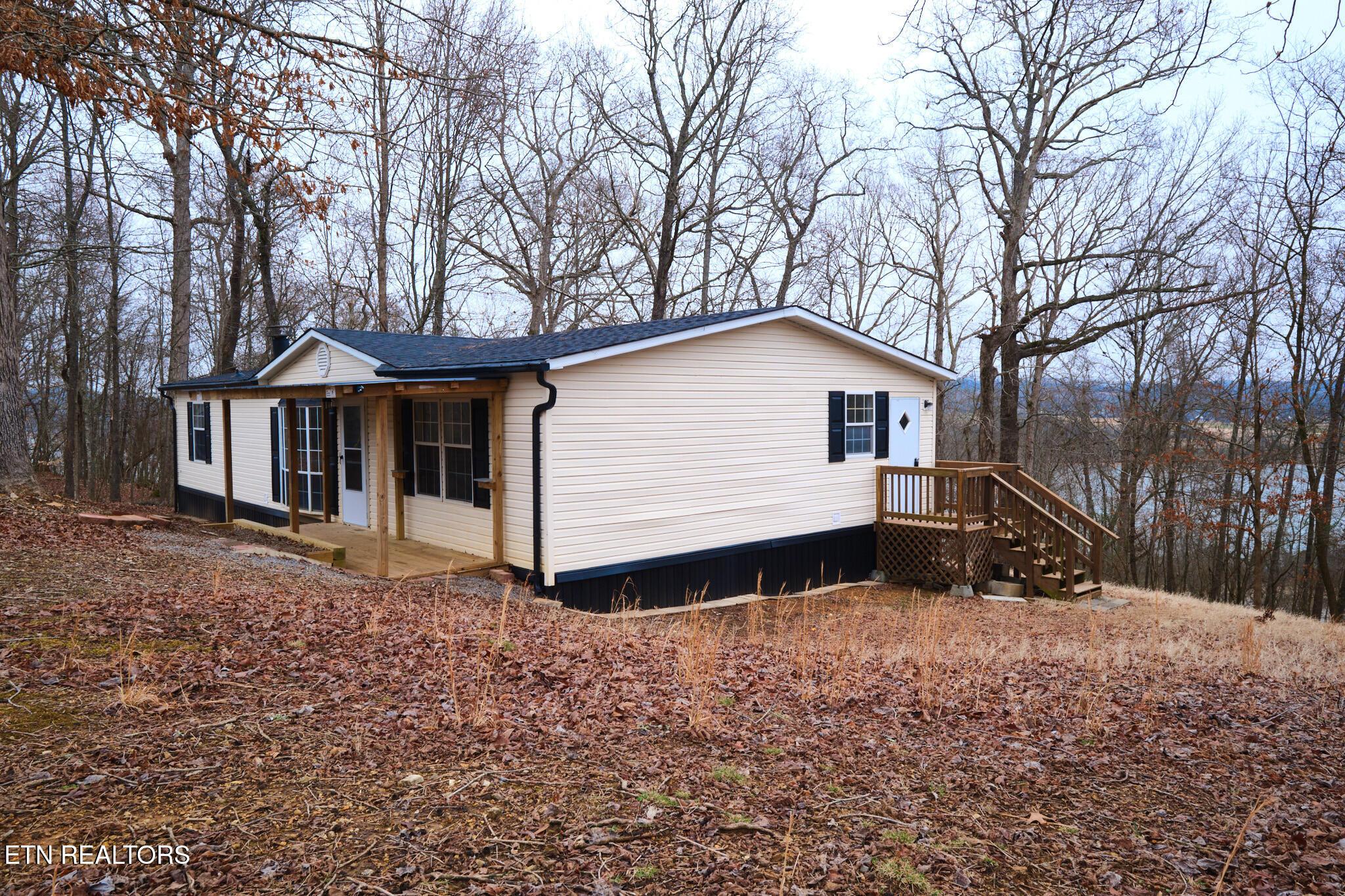 Image 2: 212 Shady Trail Kingston,TN 11