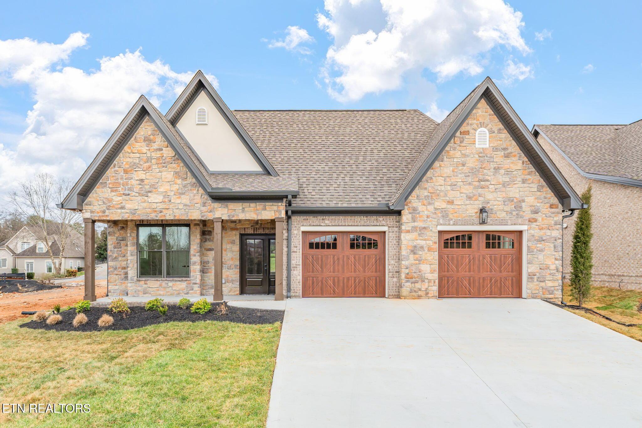 Image 1: 1-web-or-mls-204 Goldcrest Drive-44