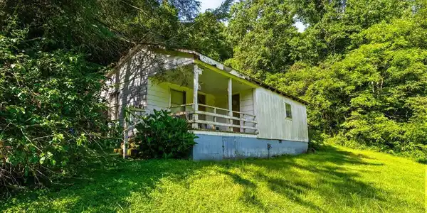 259 Walden Hollow Lane