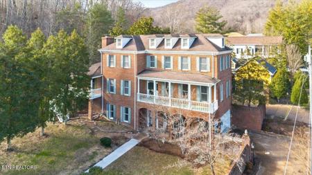 145 Hope Lane