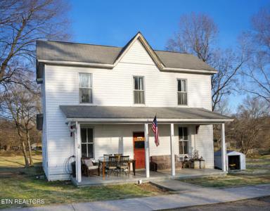 416 W Wheeler St