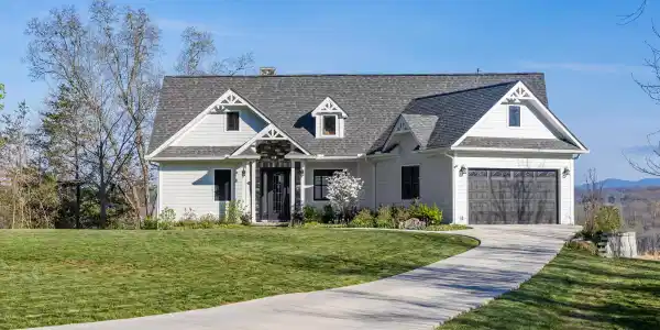 3385 Russell Brothers Rd